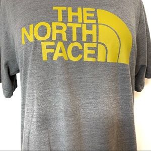 The North Face big logo men’s T-shirt size medium